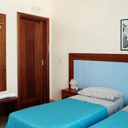 A'luara 4* San Roberto