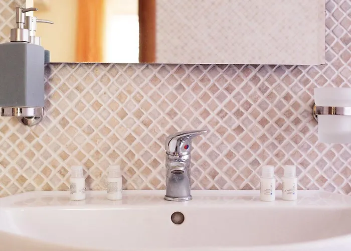 ベッド・アンド・ブレックファスト A'luara 4*